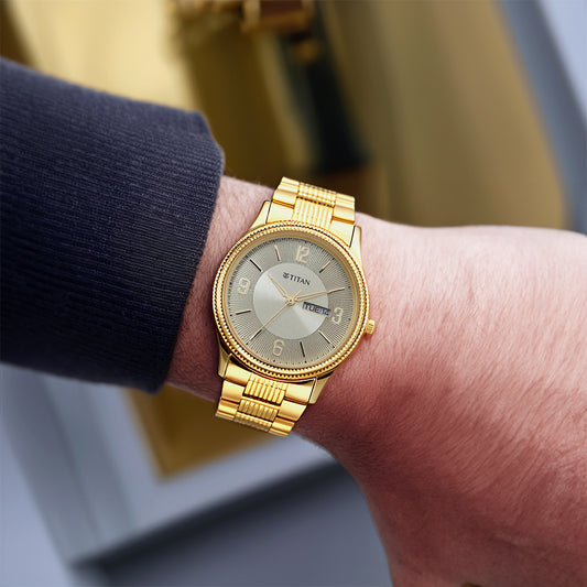 Đồng hồ Nam TITAN dây thép không gỉ Karishma mặt Vàng Kim 40 mm - 1650YM09