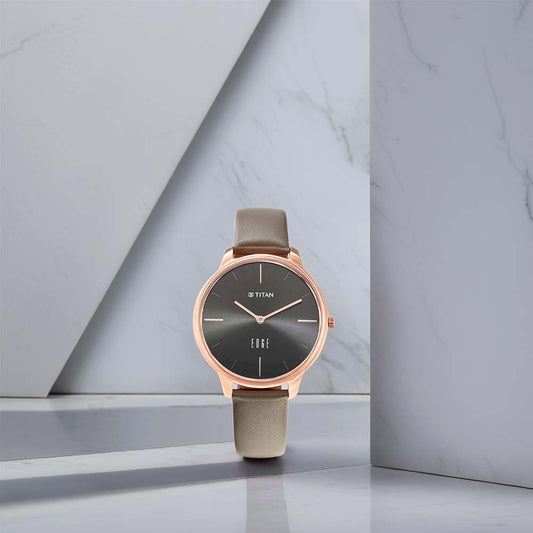 Đồng hồ Nữ TITAN dây da Ladies Edge màu Đen 34 mm - 2654WL01