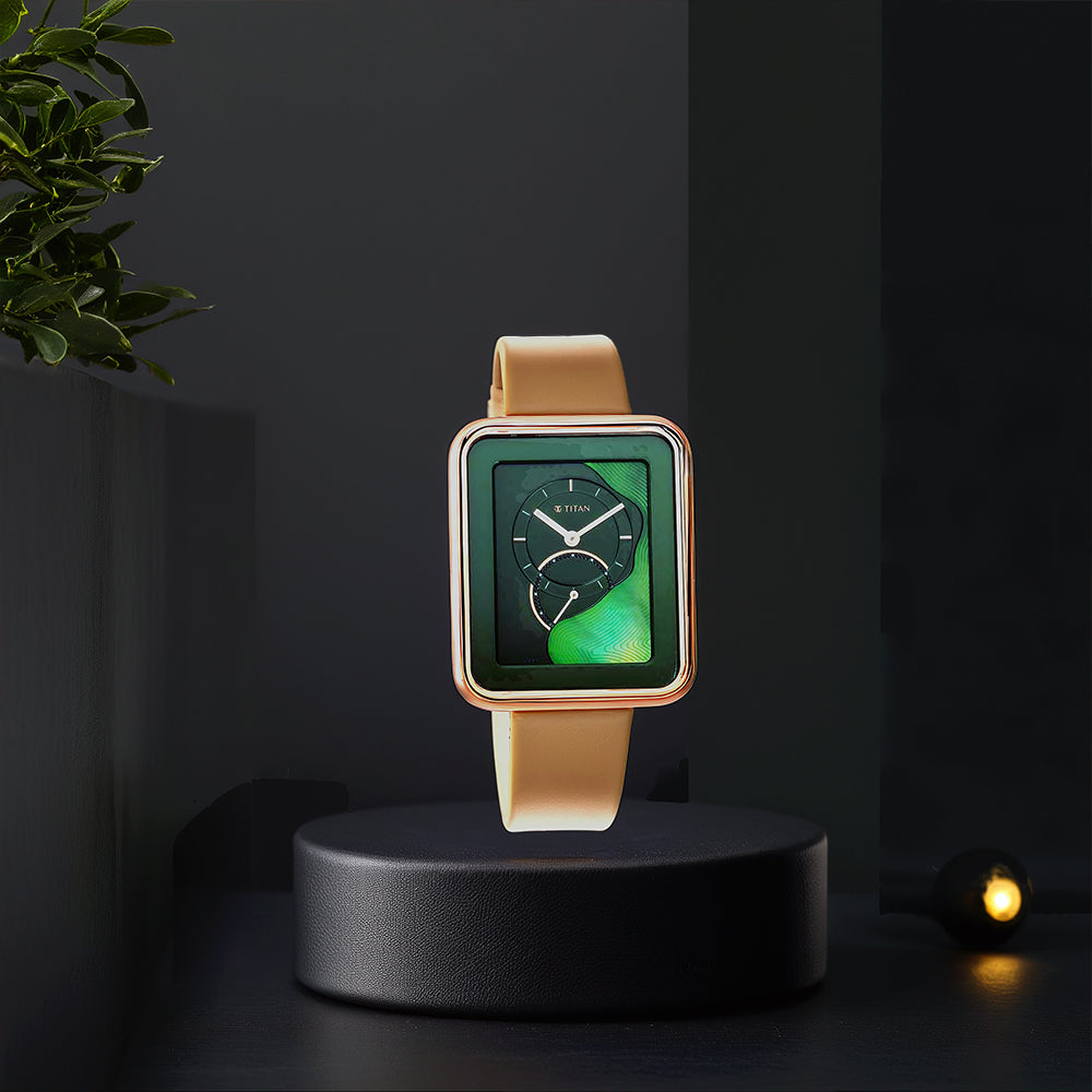 Đồng hồ Nữ TITAN dây da Wander màu Xanh Lá 32 mm - 2676WL01